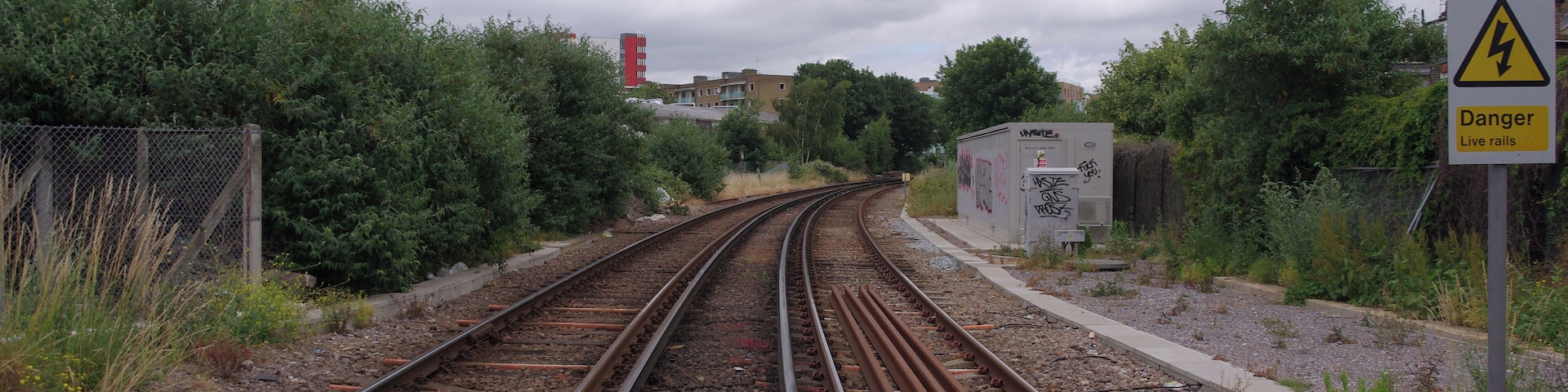 Looking north along the North London Line from Bollo Lane in Acton, towards South Acton railway station.