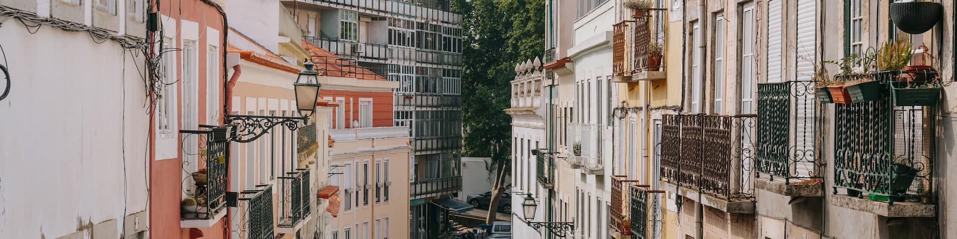 São Bento showing a city