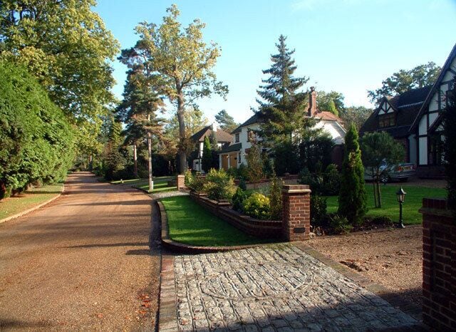 Forest Ridge, Keston Park, BR2. A private road.