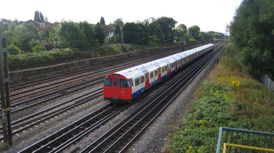 Bakerloo Line railway in Kenton The trackwork here is actually shared between Network Rail's West Coast Main Line to the left and London Underground's Bakerloo Line to the right. A southbound Bakerloo Line train has just left Harrow & Wealdstone station and is approaching South Kenton station. For those that need to know such things a zoom into the photograph shows the trailing unit is No. 3534. The image was taken from the Conway Gardens footbridge.