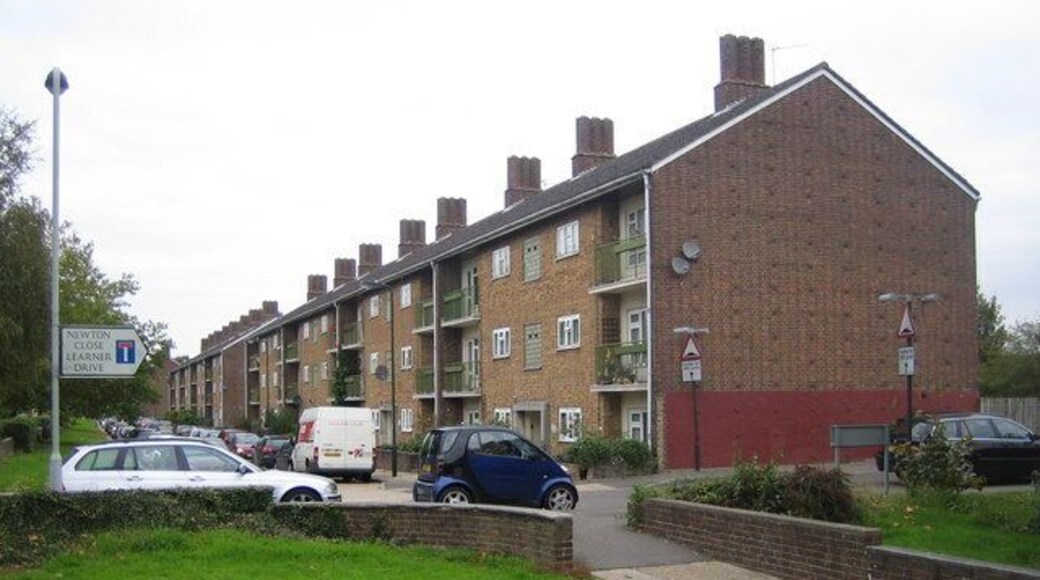 Rayners Lane: Alexandra Avenue flats This is one of several blocks of 1950s council-owned flats set back on the eastern side of Alexandra Avenue. The road name plate with the "No through road" symbol shows the way to Learner Drive, so-named as the houses along it were built on the site of the former Harrow Driving Centre.