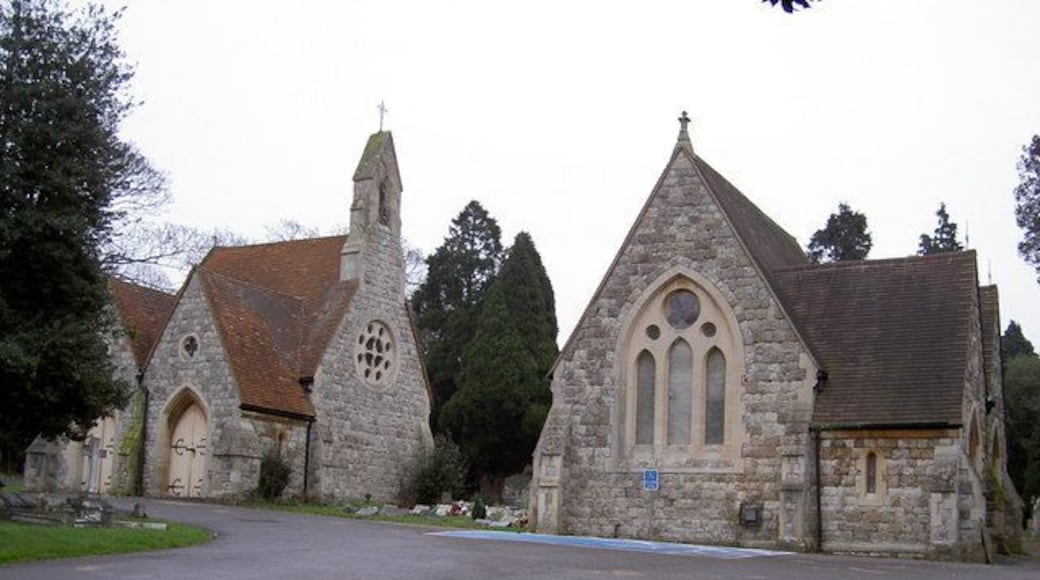 Chapel within Hillingdon & Uxbridge Cemetery