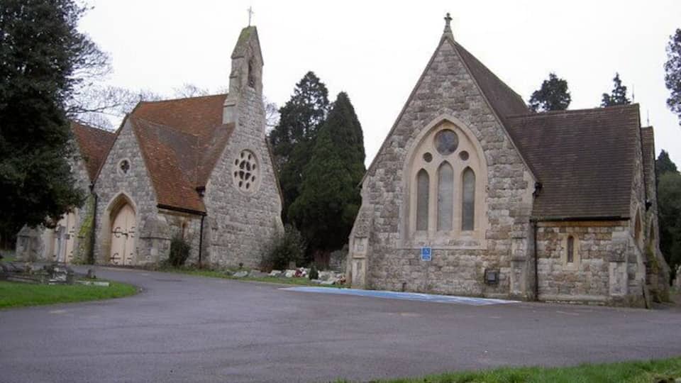 Chapel within Hillingdon & Uxbridge Cemetery