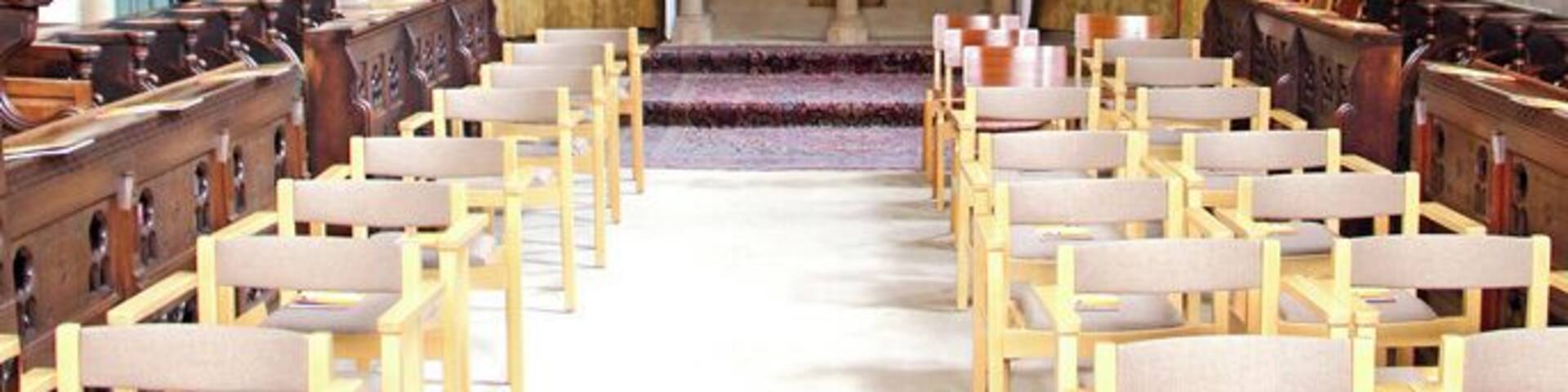 Edgware Priory, St Mary at the Cross, Priory Field Drive - East end