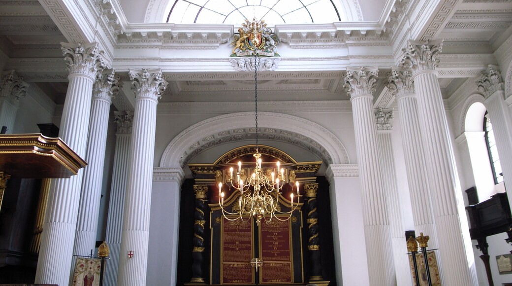 Interior, St Mary Woolnoth (1716-27) by Nicholas Hawksmoor