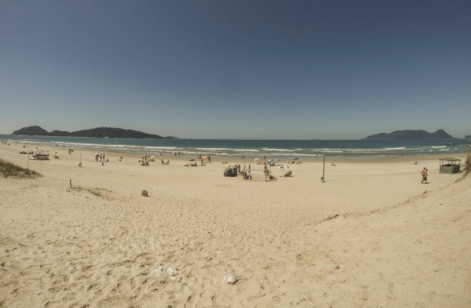 Campeche is a beach located on the south of the city of Florianópolis, on the south of Brazil. There used to be a proper airport which was inaugurated in 1927 by the French Compagnie générale aéropostale. Aéropostale's planes used to land on it. Today it is this paradise! #brasil #sc #florianopolis #campeche