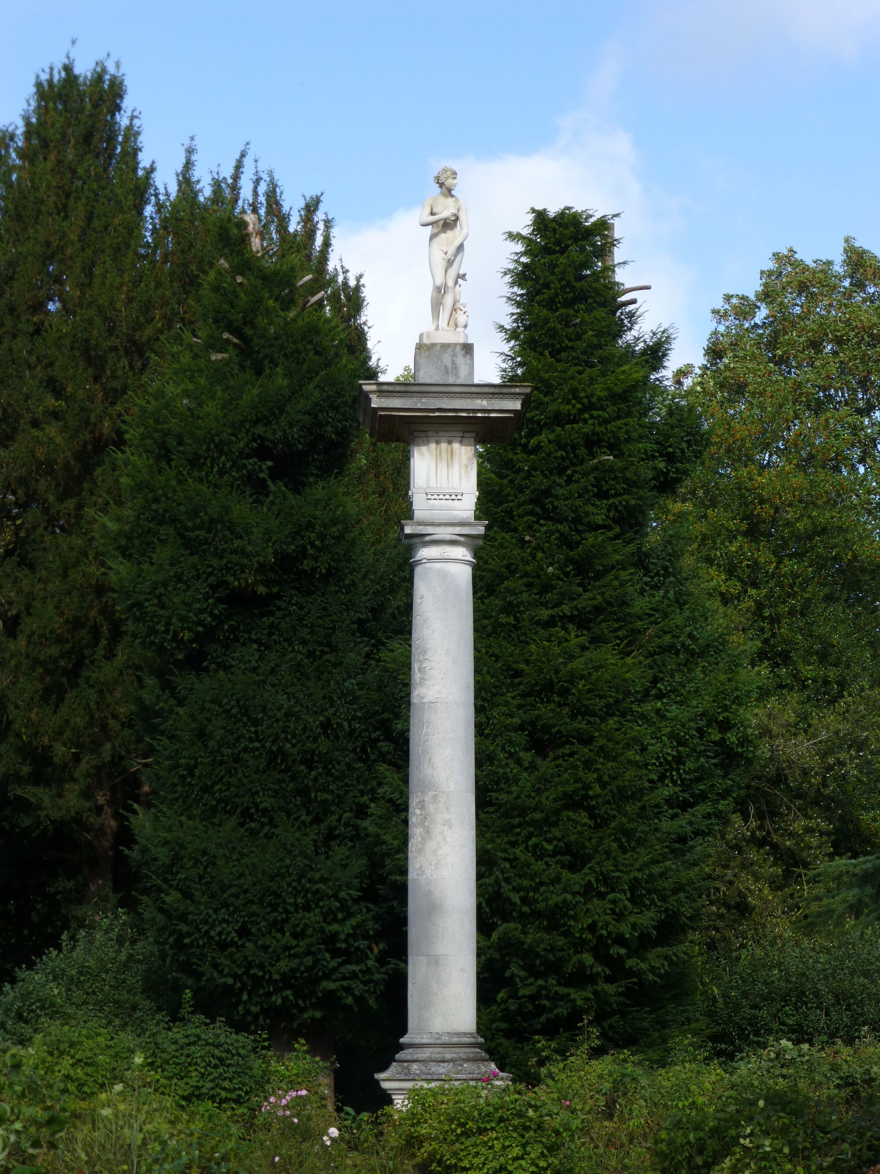 Doric column near conservatory in Chiswick House grounds