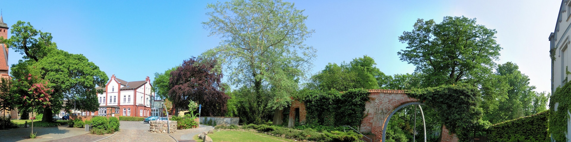Kloster Ribnitz, Panorama Südseite