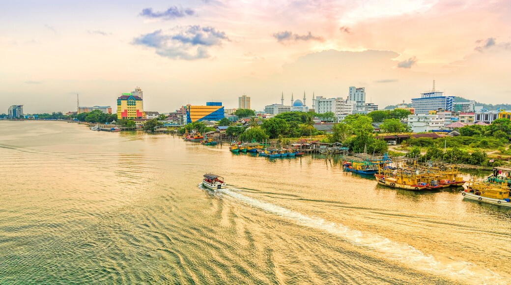 เปอร์คัมปุงานบูกิตอูบิ