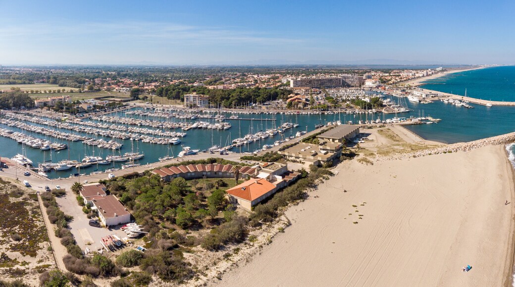 Bãi biển Saint-Cyprien