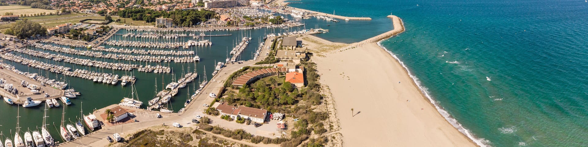 Vue aérienne du port de Saint-Cyprien (66750)