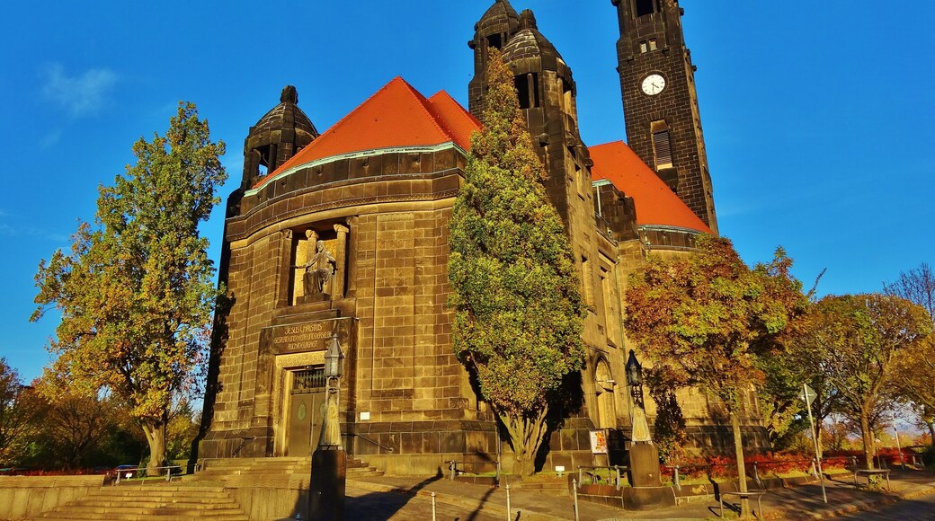 The Christus Church in Dresden Strehlen was built in eclecticism by hard working peoples with education. This image, which was originally posted to Panoramio, was reviewed on 1 September 2014 by the administrator or trusted user Leoboudv, who confirmed that it was available on Panoramio under the above license on that date.