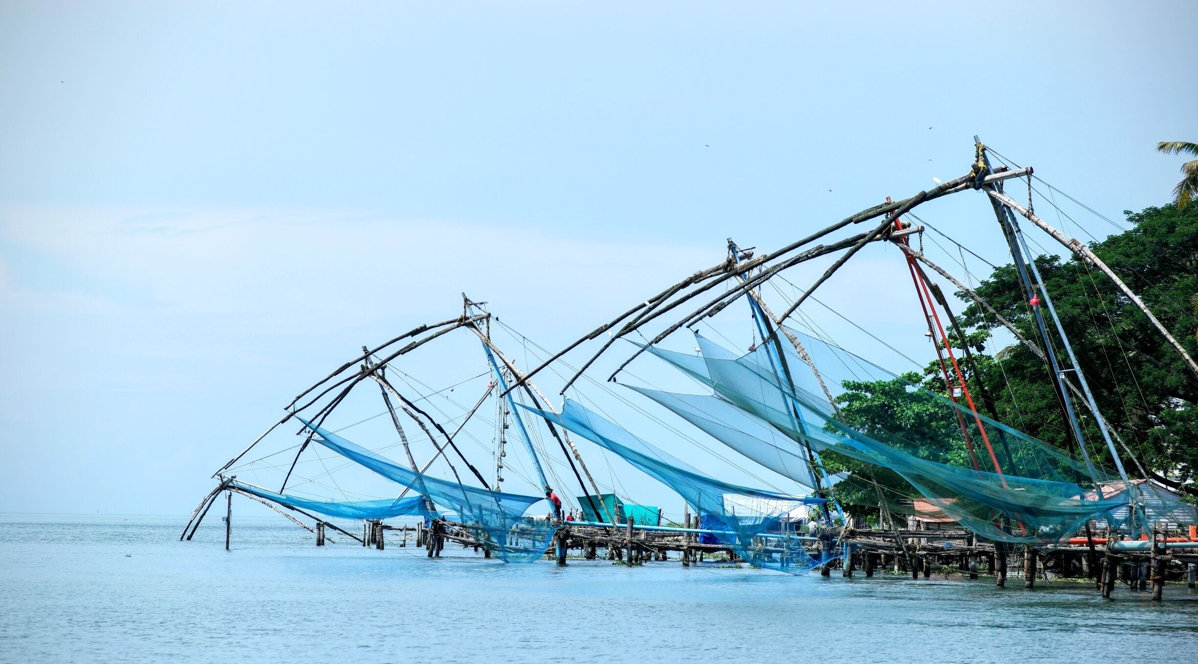 Stationary fishing nets