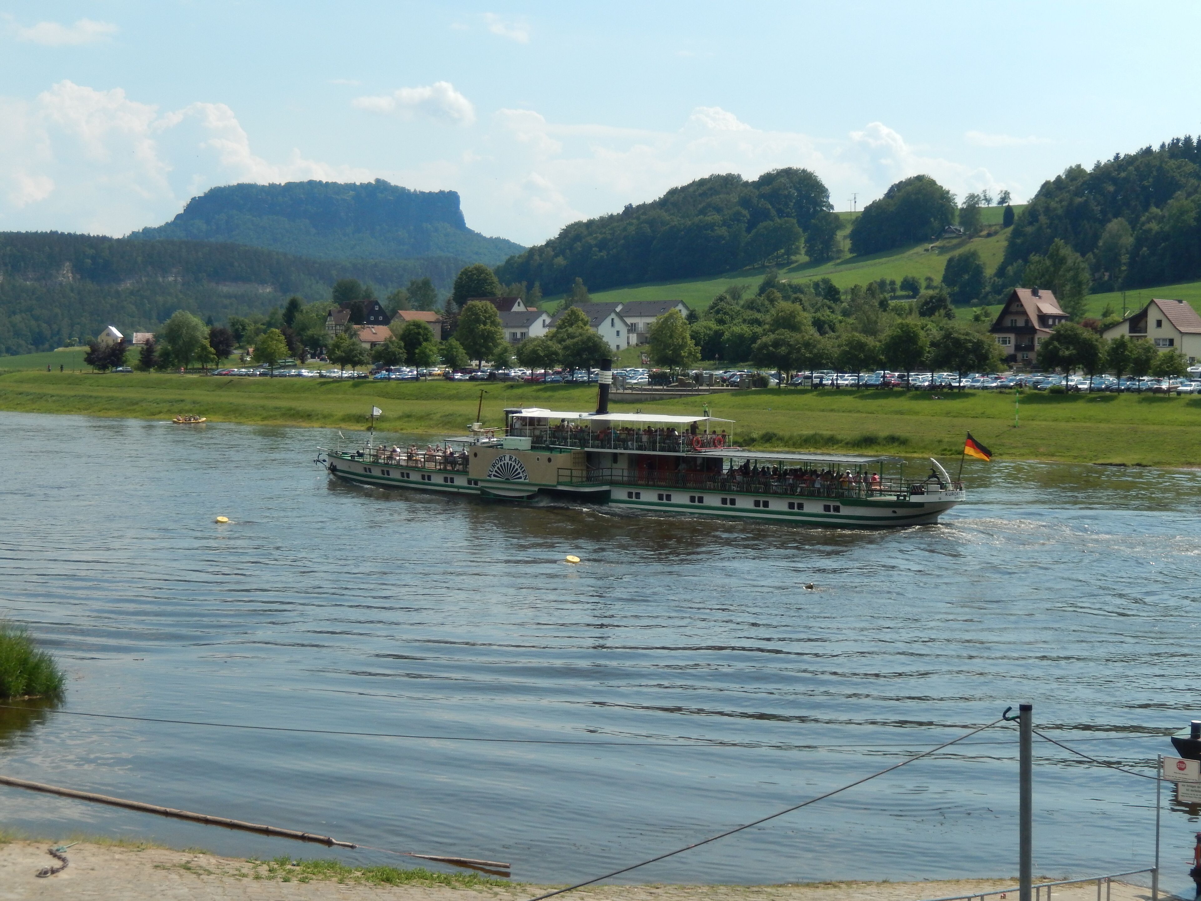 Elbtal zwischen Pirna und Rathen. Rathen FFH-Gebiet Elbtal zwischen Schöna und Mühlberg. FFH-Gebietsnummer 4545-301 011, Elbe-Mulde-Tiefland (D10), Sächsisch-Böhmisches Kreidesandsteingebiet (D15), Erzgebirgsvorland und Sächsisches Hügelland (D19)