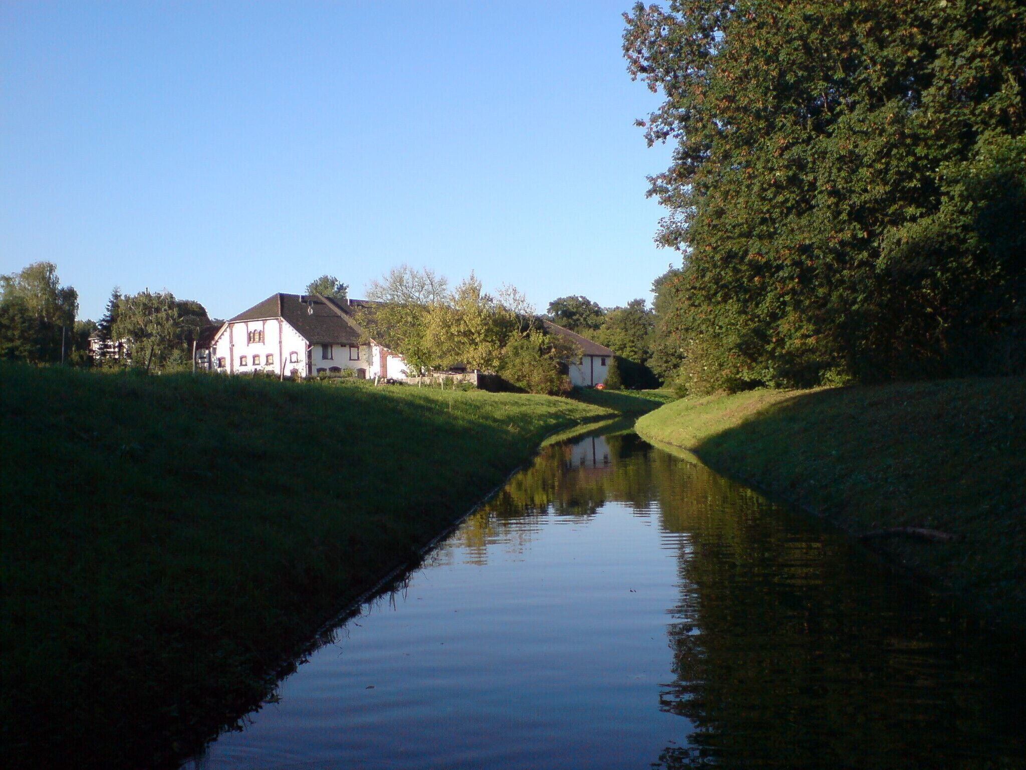 Chickenfarm/Hühnerhof Eller am Eselsbach
