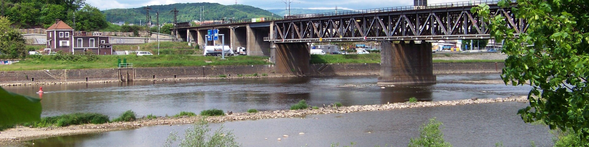 Ústí nad Labem-Střekov and center, Ústí nad Labem District, Ústí nad Labem Region, Czech Republic. Railway bridge over the Elbe.