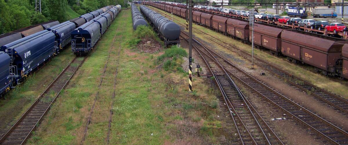Ústí nad Labem-Střekov, Ústí nad Labem District, Ústí nad Labem Region, Czech Republic. Train station Ústí nad Labem-Střekov, from the footbridge.
