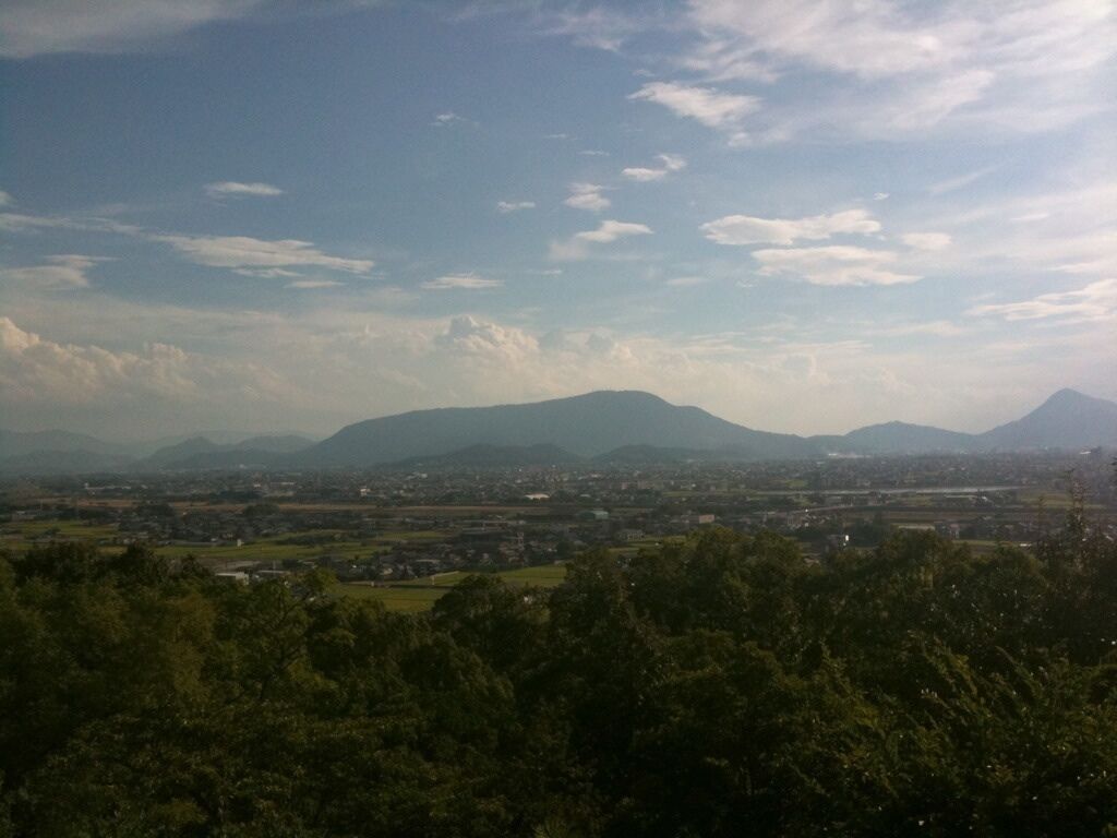 香川県丸亀市飯野山