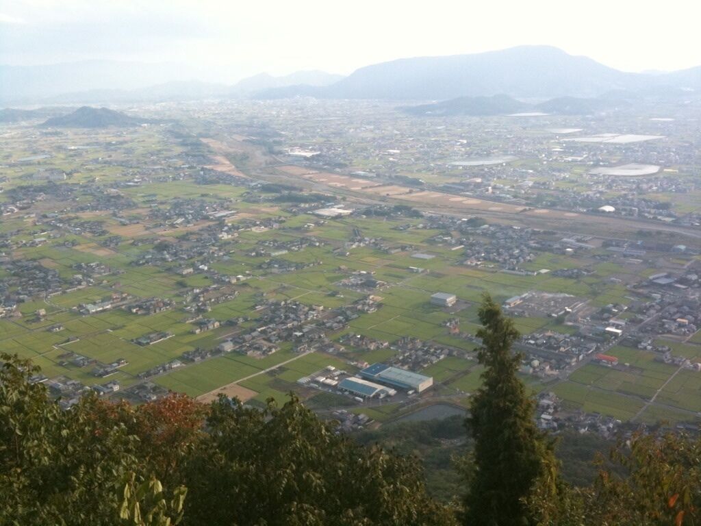 香川県丸亀市飯野山