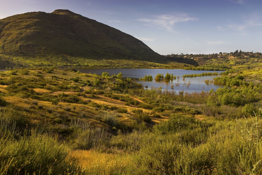 Landscape View of Inland Lake Hodges and Bernardo Mountain from great hiking trail near Rancho Bernardo and Escondido in San Diego County California USA; Shutterstock ID 639289603; Purchase Order: -