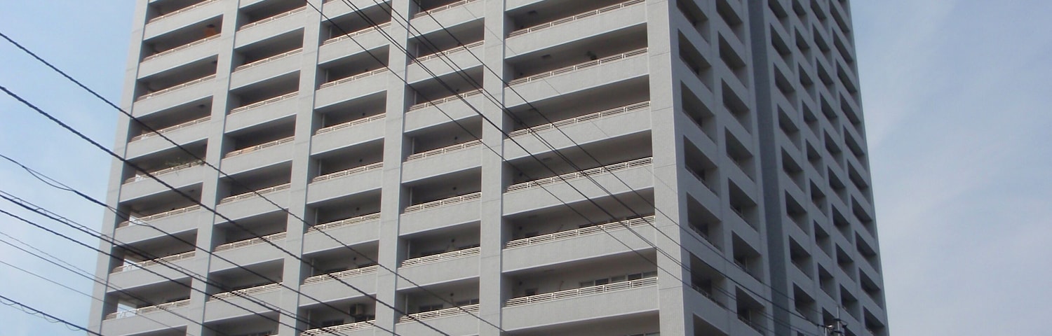 香川県高松市にあるタワーマンション「アルファタワー桜町 プライムハウス」。