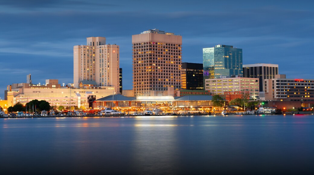 Norfolk, Virginia, USA on the Chesapeake Bay