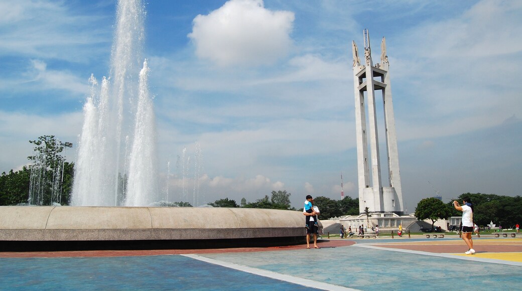 Quezon Memorial Circle Shrine and fountain in Quezon City, Philippines