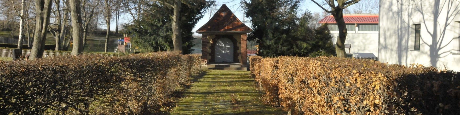 Schönau vor dem Walde, Friedhofskapelle