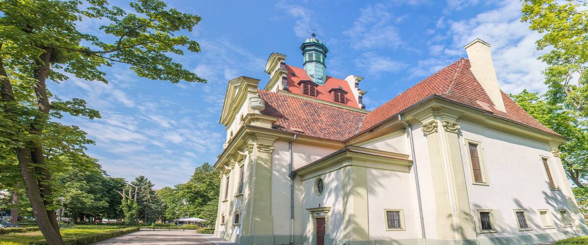 Strandpanorama Kirche am Pier in Sopot (Molo w Sopocie) Gdynia (Gdingen) pomorskie (Pommern) Polska (Polen)