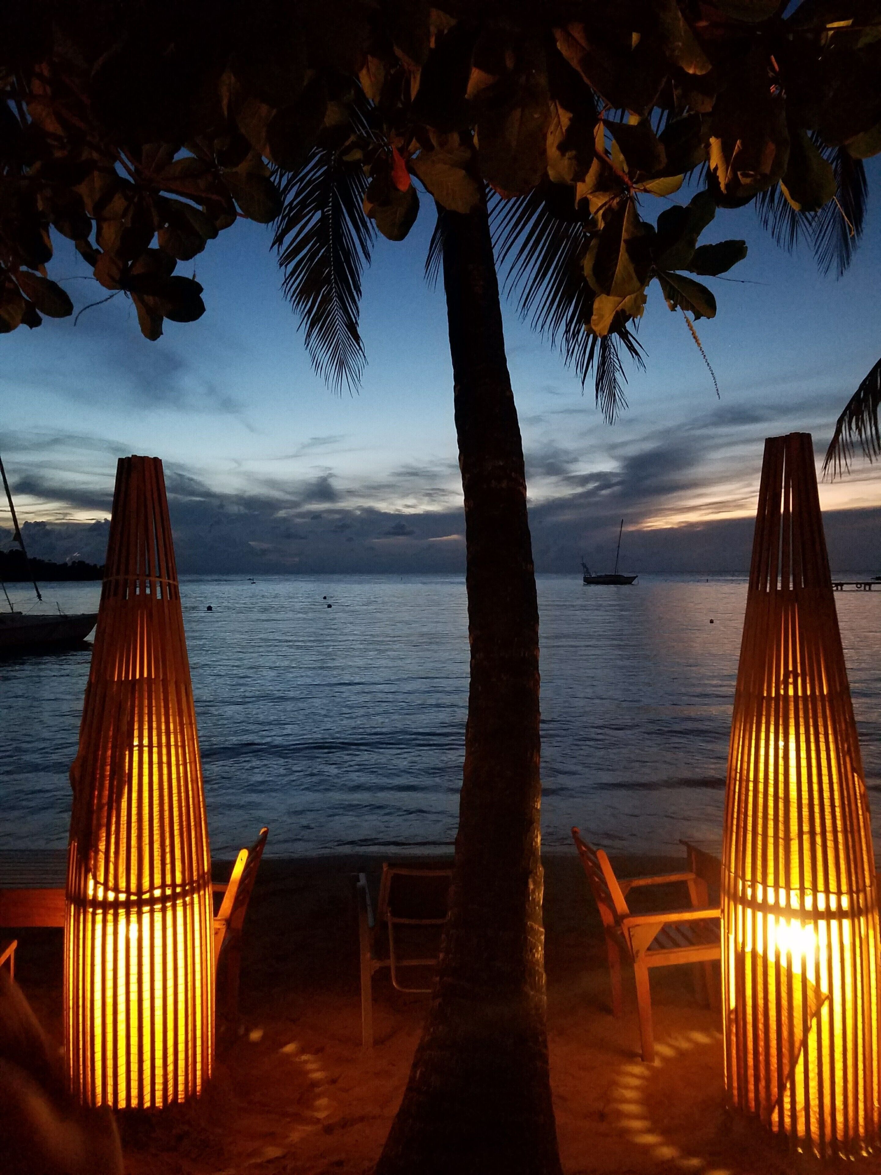 East of the main road in West Bay Roatan, lives a treasure trove of beach bars and restaurants for every flavor.  The Argentinian Grill has a great Happy Hour (Hora Feliz) with amazing food and a beachy open air atmosphere which is perfect for people watching or taking in the spectacular West End Sunsets.  

Please note than in October (low/rainy season) many locals go on Holiday and some businesses close for the month(s).   

Salute and Happy Journeys!
#lifeatexpedia