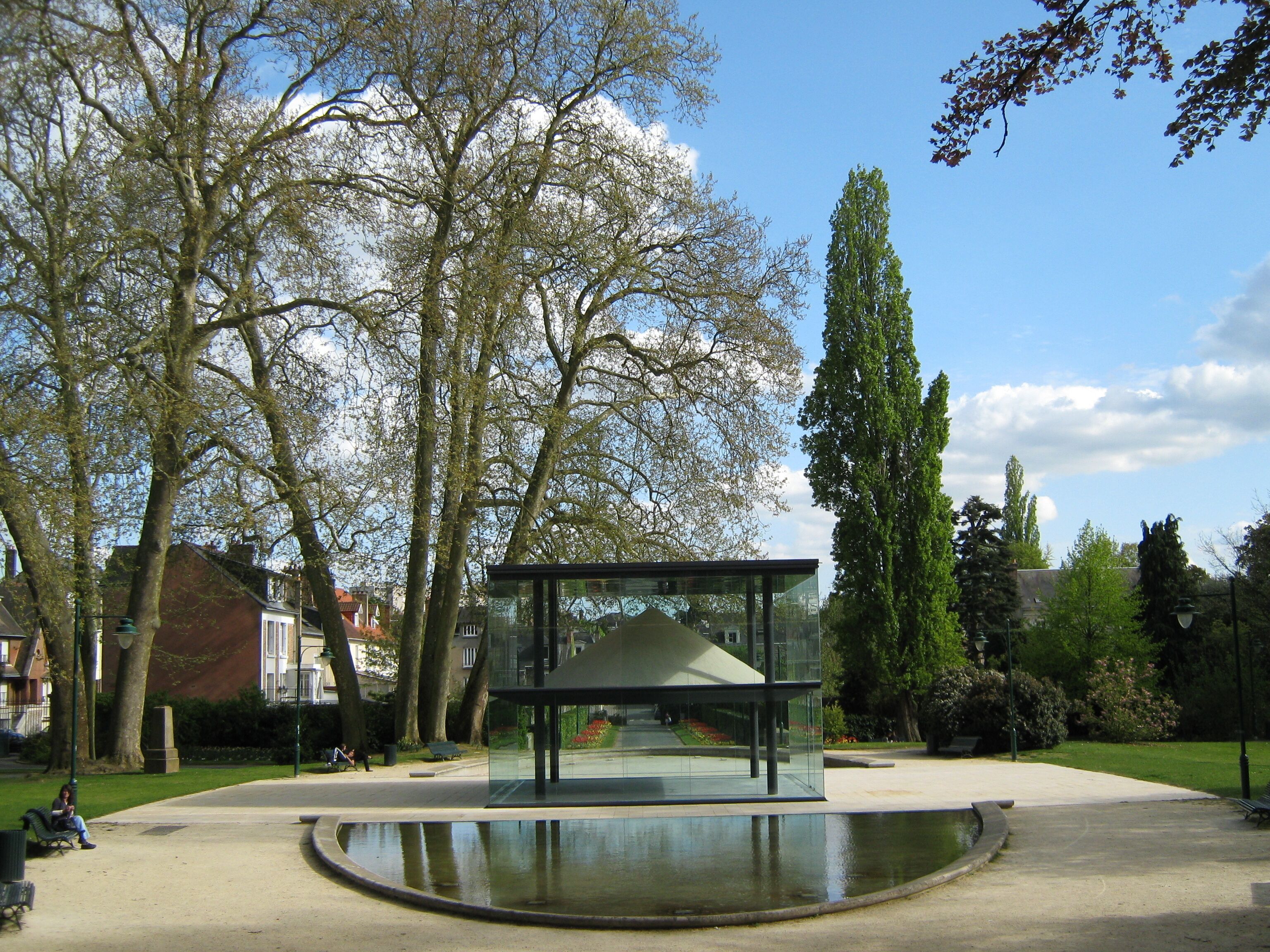 песочная пирамида