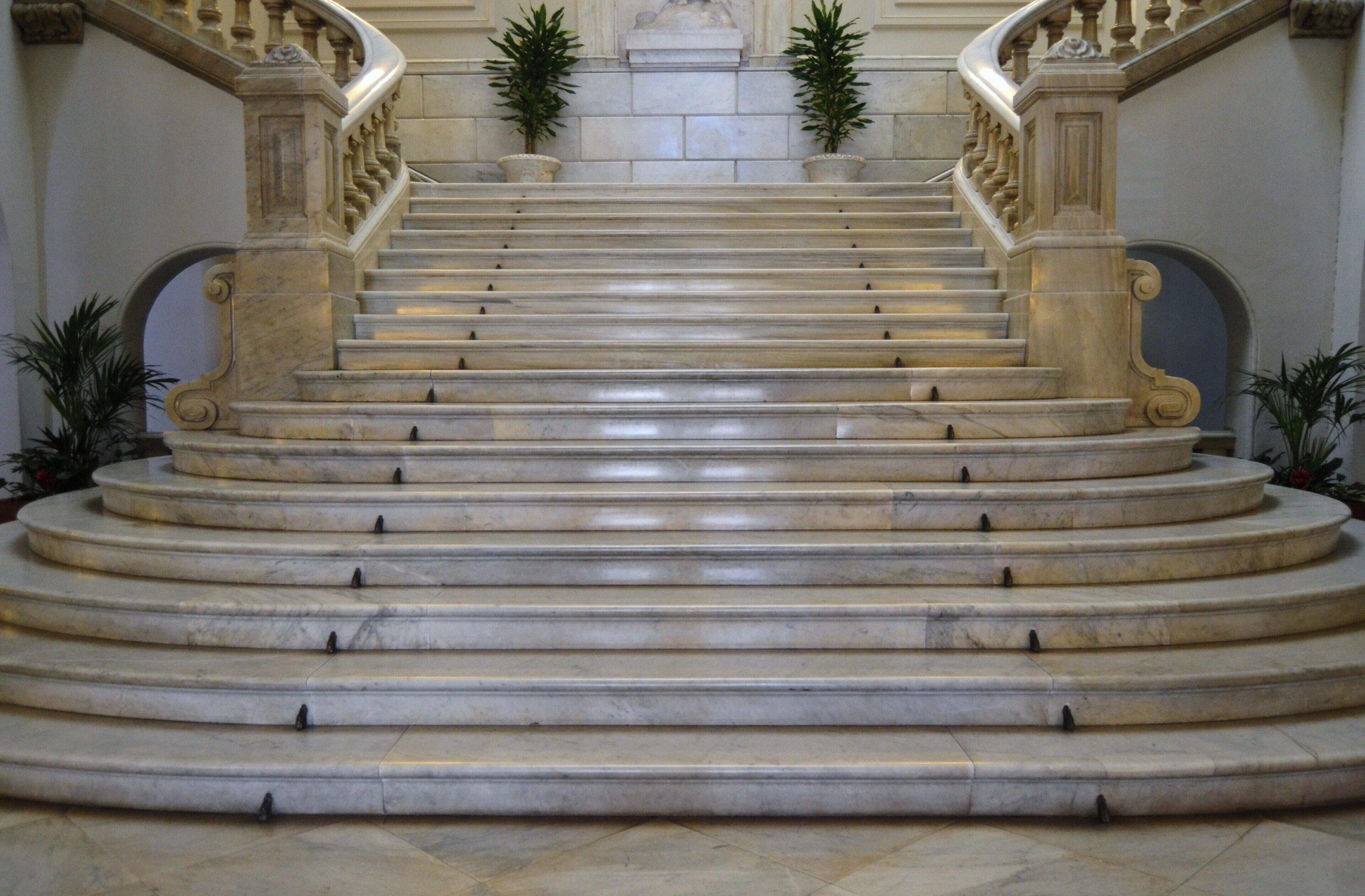 Ajuntament de València, escales.