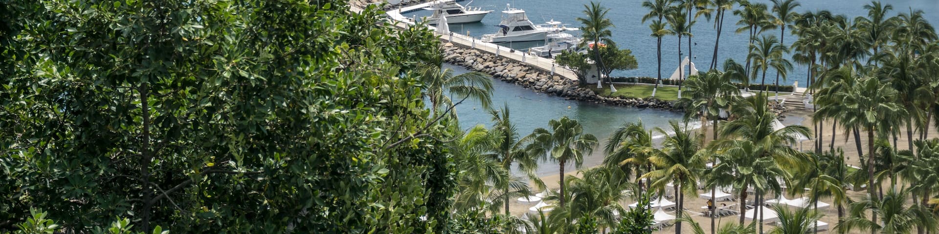 paisaje con vista al mar en manzanillo, en el hotel las hadas