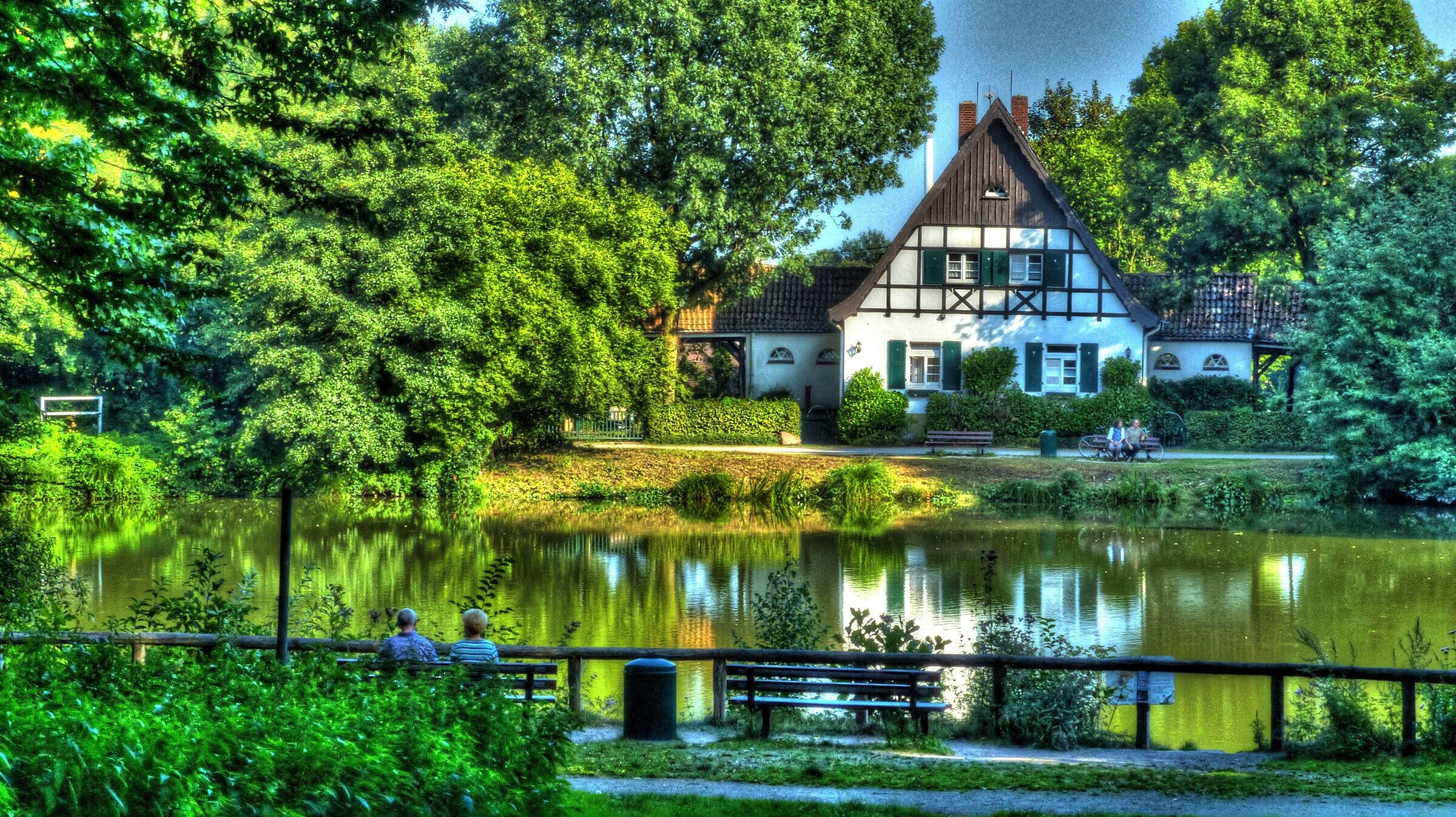 Fachwerkhaus am Teich im Stadtwald Gelsenkirchen-Buer