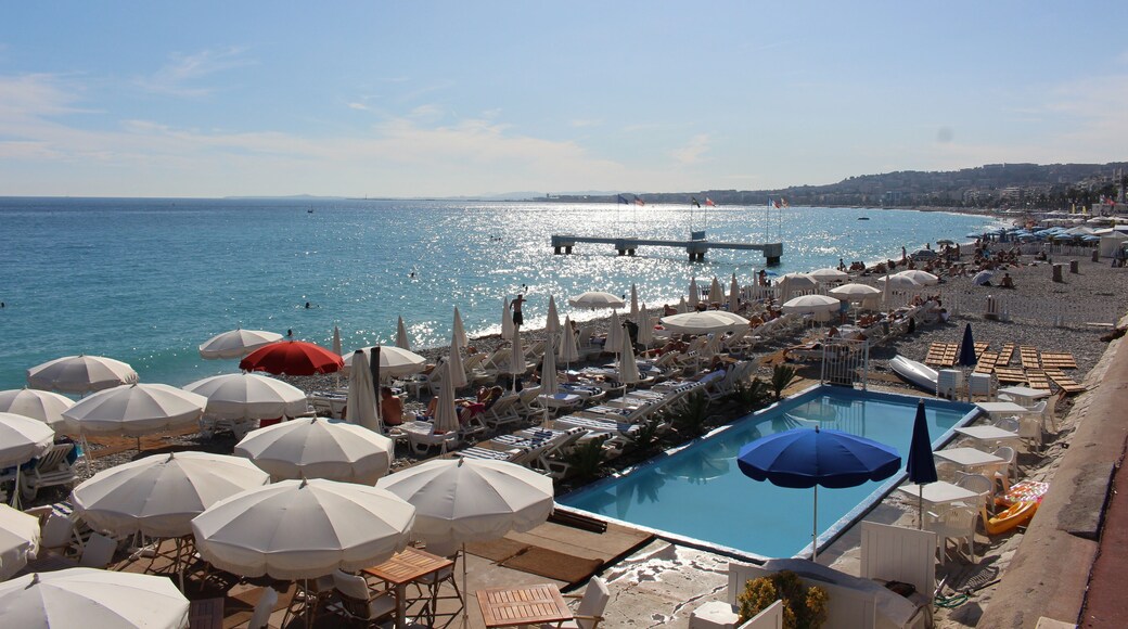 Пляжи Ниццы.