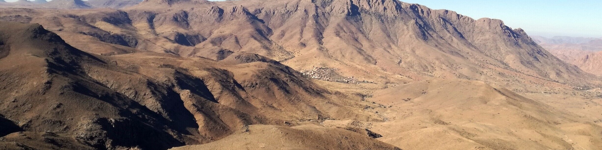 View from the Anti-Atlas mountains near Tafraoute 
#Hiking #Mountain #Morocco #LifeatExpedia #MountainBiking