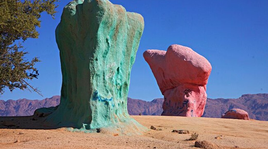 4 km outside of Tafraoute, the Belgian painter Jean Veran have made his stunning art project. The painted stone formations come as a surprise to you and are a contrast to the landscapes own golden red colors. Jean Veran helps you to experience the beauty of the landscape in a new, and for my part, stronger way. Some places the whole mountain is painted in blue. My personal opinion is that his artistic expression is strongest when he is limited to only paint single stones and restricted areas. Restricting himself makes the art more obviously and the contrast to nature is more exciting. Read more at: http://www.travelwithallsenses.com/land-art-tafraoute-morocco/