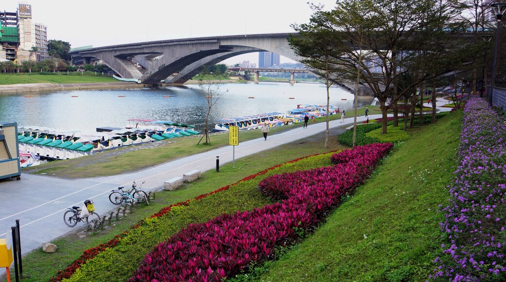 Bitan Scenic Area 碧潭風景區