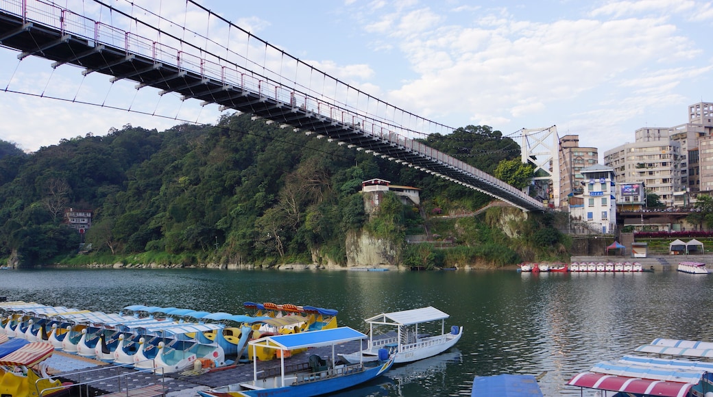 碧潭吊橋 Bitan Suspension Bridge