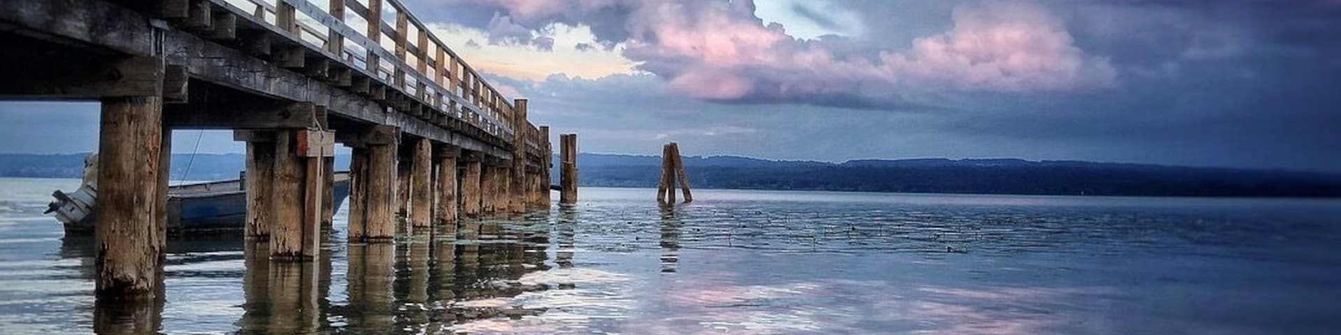 Lake Ammersee, caught a Beautiful moment before the thunderstorm moved in. This is the second largest lake in Bavaria, Southern Germany.
#BVSblue #bavaria #germany #beautifullakes