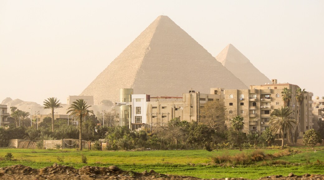 Residential buildings of Cairo threatening the pyramids of Giza