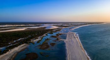 Parque Nacional Jericoacoara Jeri Ceará Natureza Dunas Paisagens Praia Areia Oceano Pôr do Sol Costeiro Tropical Ondas Nordeste Brasil Flora Lagoas Vento Surf Luz Sol Aventura Turismo Deserto Drone