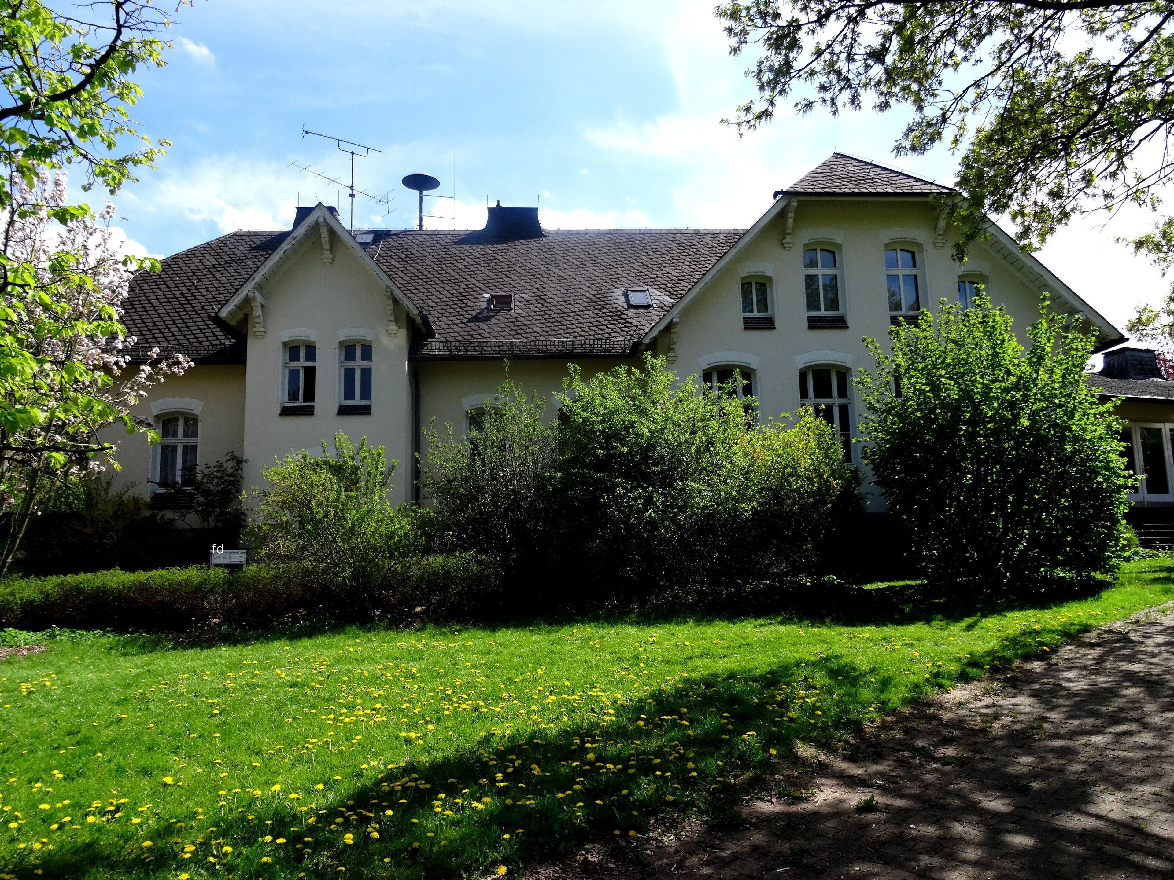 Schule mit Wohnhaus in Elleringhausen (Olsberg)