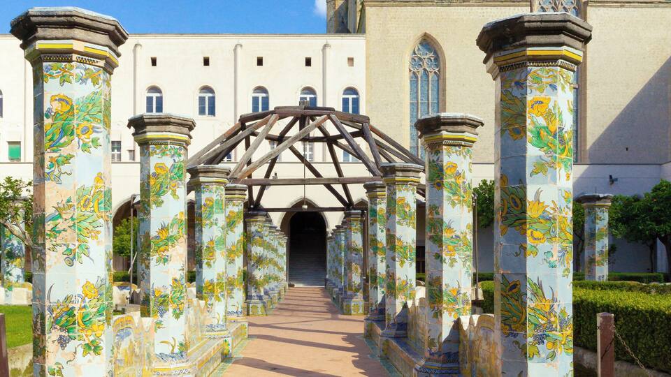 Chiostri di Santa Chiara (Napoli)