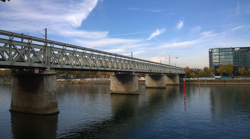 ZAC des Docks, 93400 Saint-Ouen, France