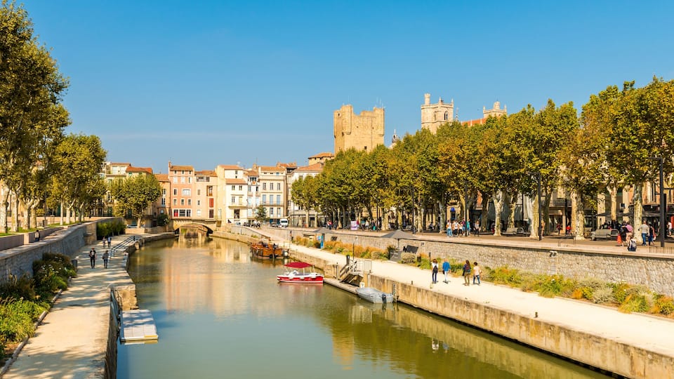 canal de la Robine à Narbonne dans l'Aude en Occitanie, France