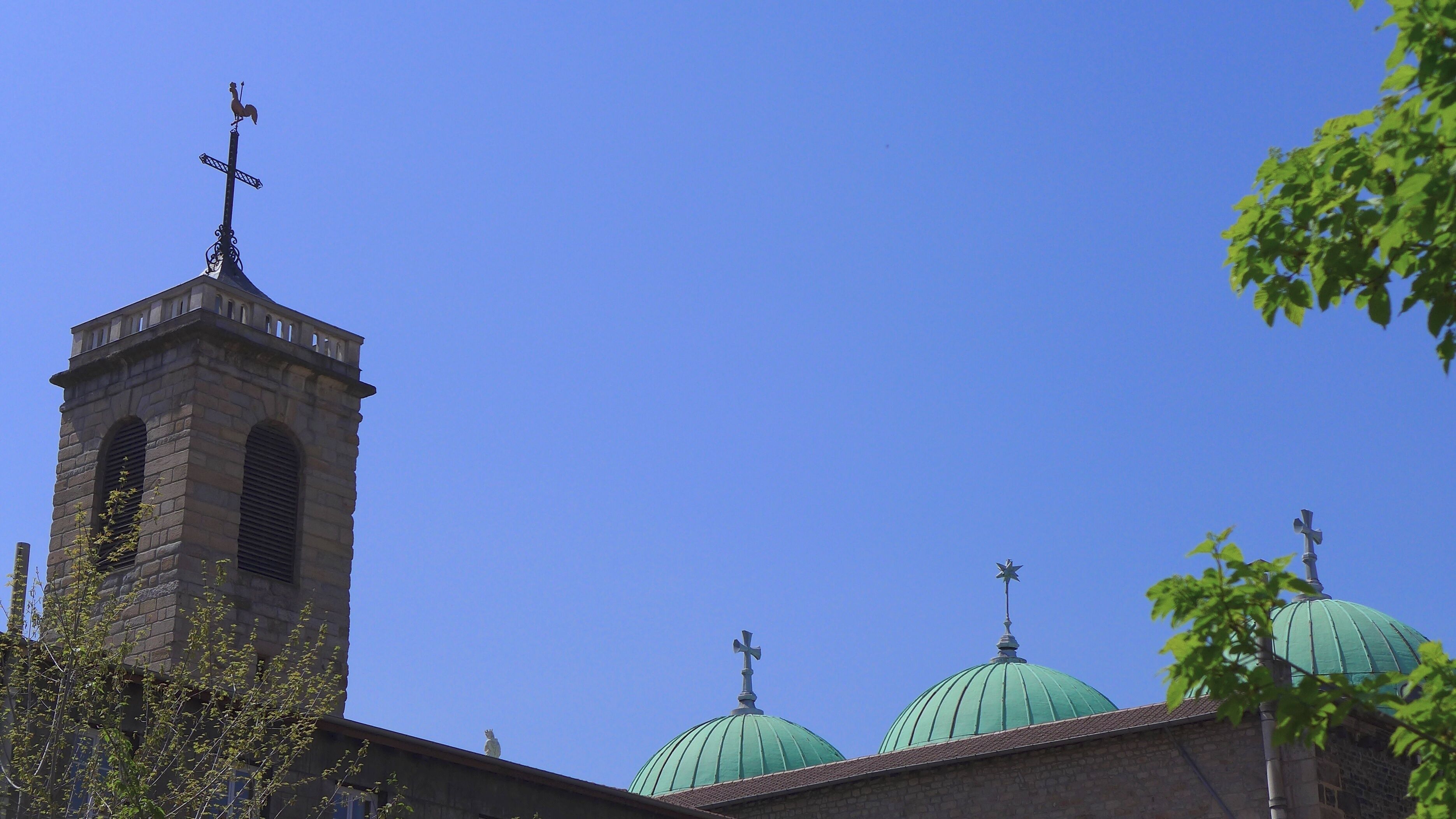 This building is indexed in the Base Mérimée, a database of architectural heritage maintained by the French Ministry of Culture, under the reference PA00132819 .