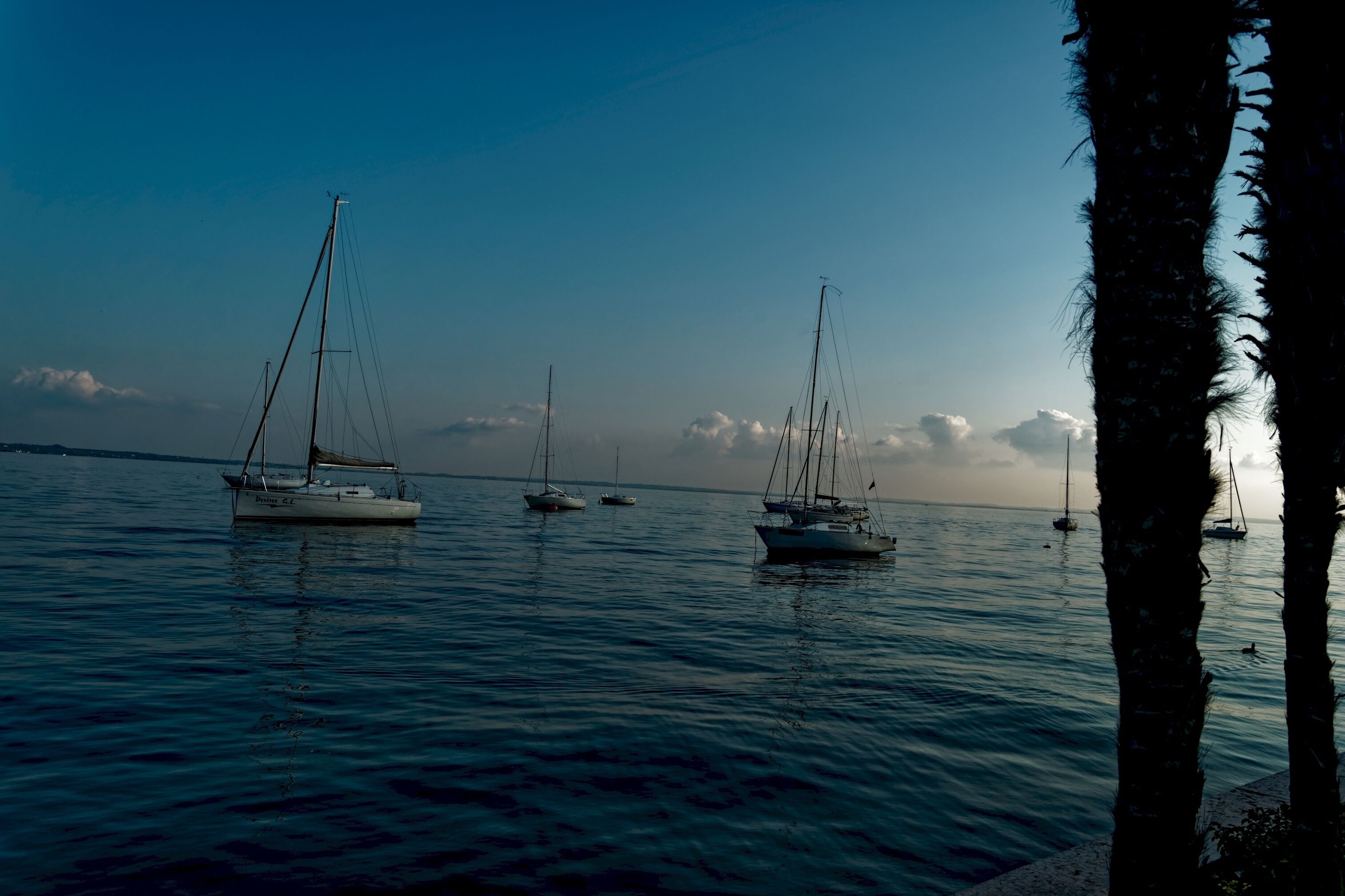 Lago di Garda - Garda - Via Guglielmo Marconi, Esplanade at the Lake - View SSE