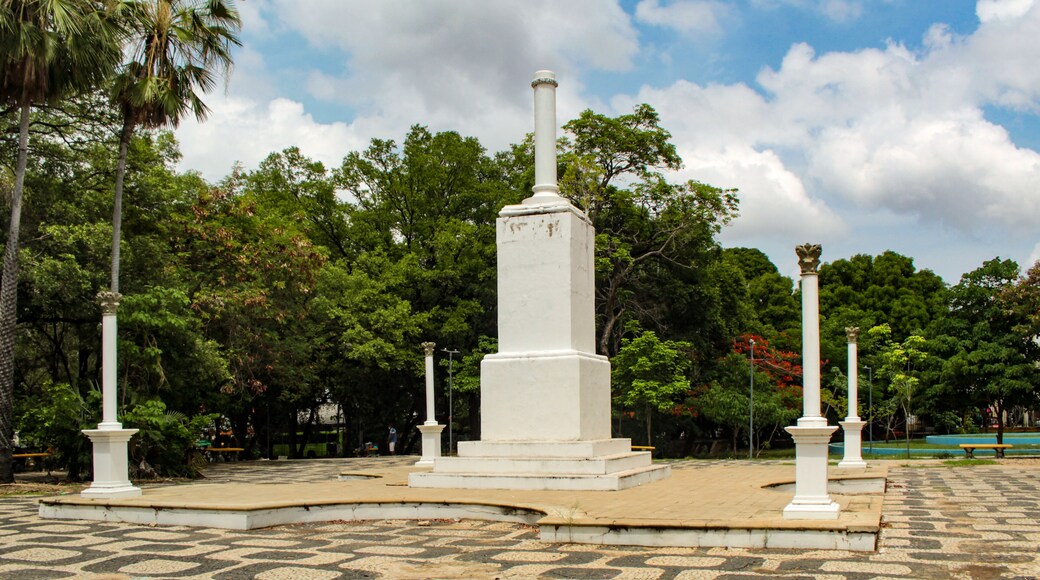 The Saraiva Column, an obelisk in Carrara marble, a tribute to Councilor José Antônio Saraiva, in Praça da Bandeira, in the city of Teresina, capital of the state of Piauí, northeastern Brazil
