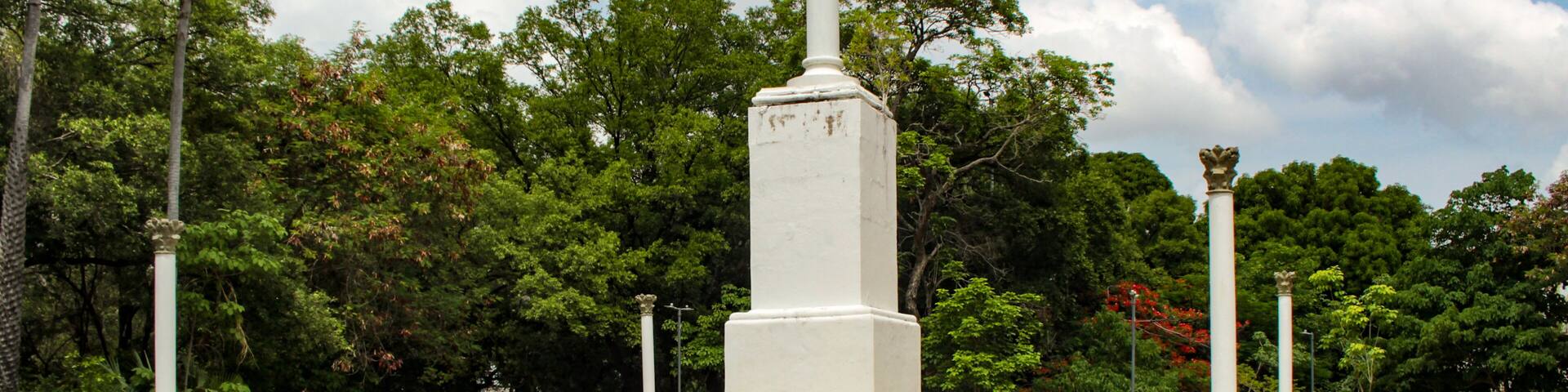 The Saraiva Column, an obelisk in Carrara marble, a tribute to Councilor José Antônio Saraiva, in Praça da Bandeira, in the city of Teresina, capital of the state of PiauÃ, northeastern Brazil
